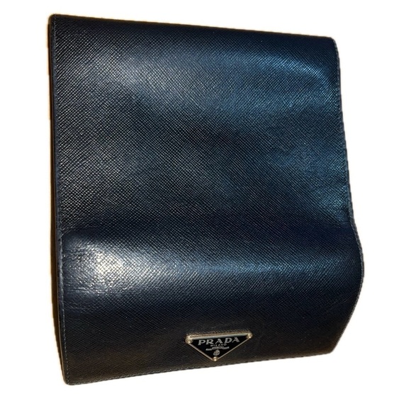 PRADA Saffiano Triangle Hardware Flap Women's Compact Wallet Nero Black - Picture 4 of 14